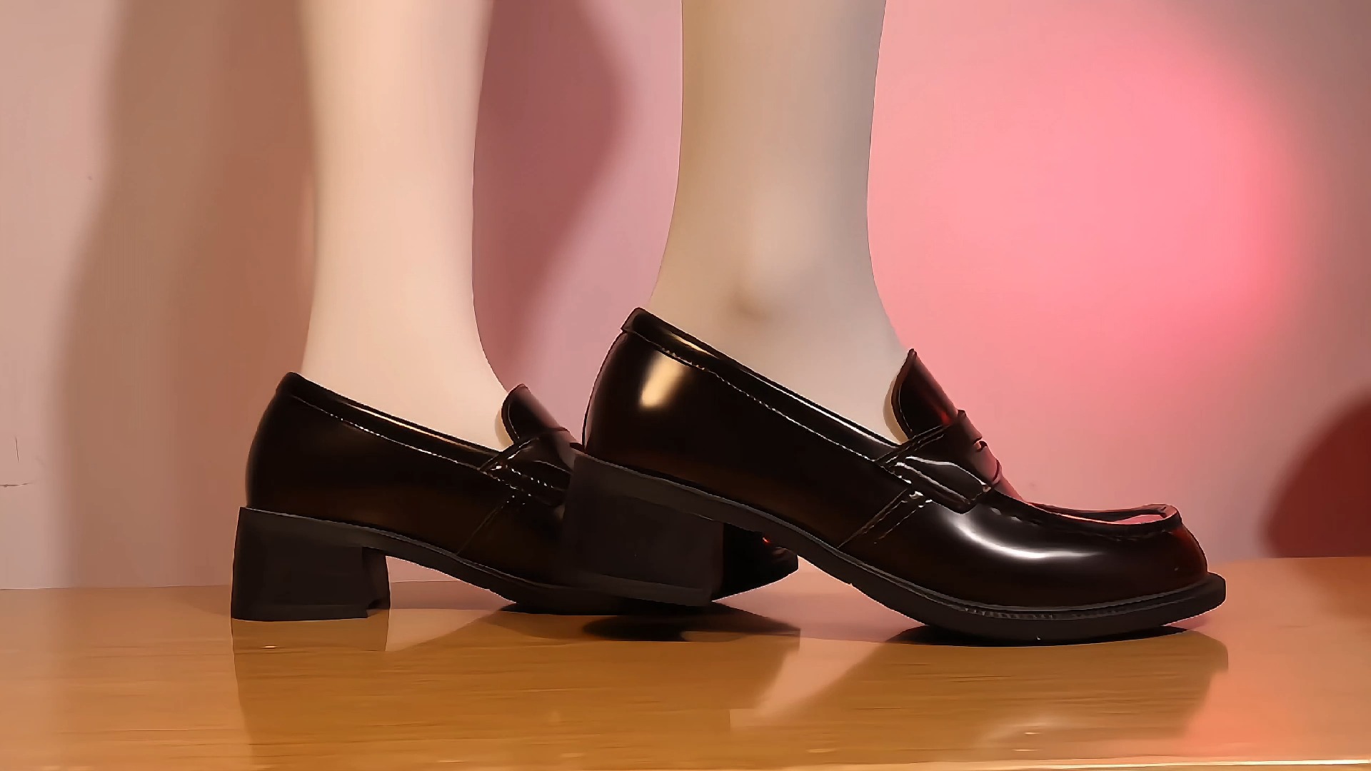 300d白丝搭配小皮鞋