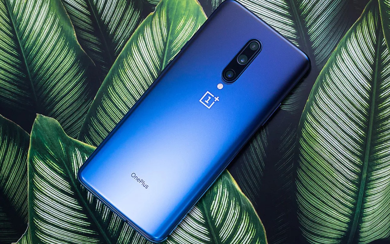 一加7pro,全球首款2k 90hz屏幕,开启智能手机高刷时代,钢铁侠小罗伯特