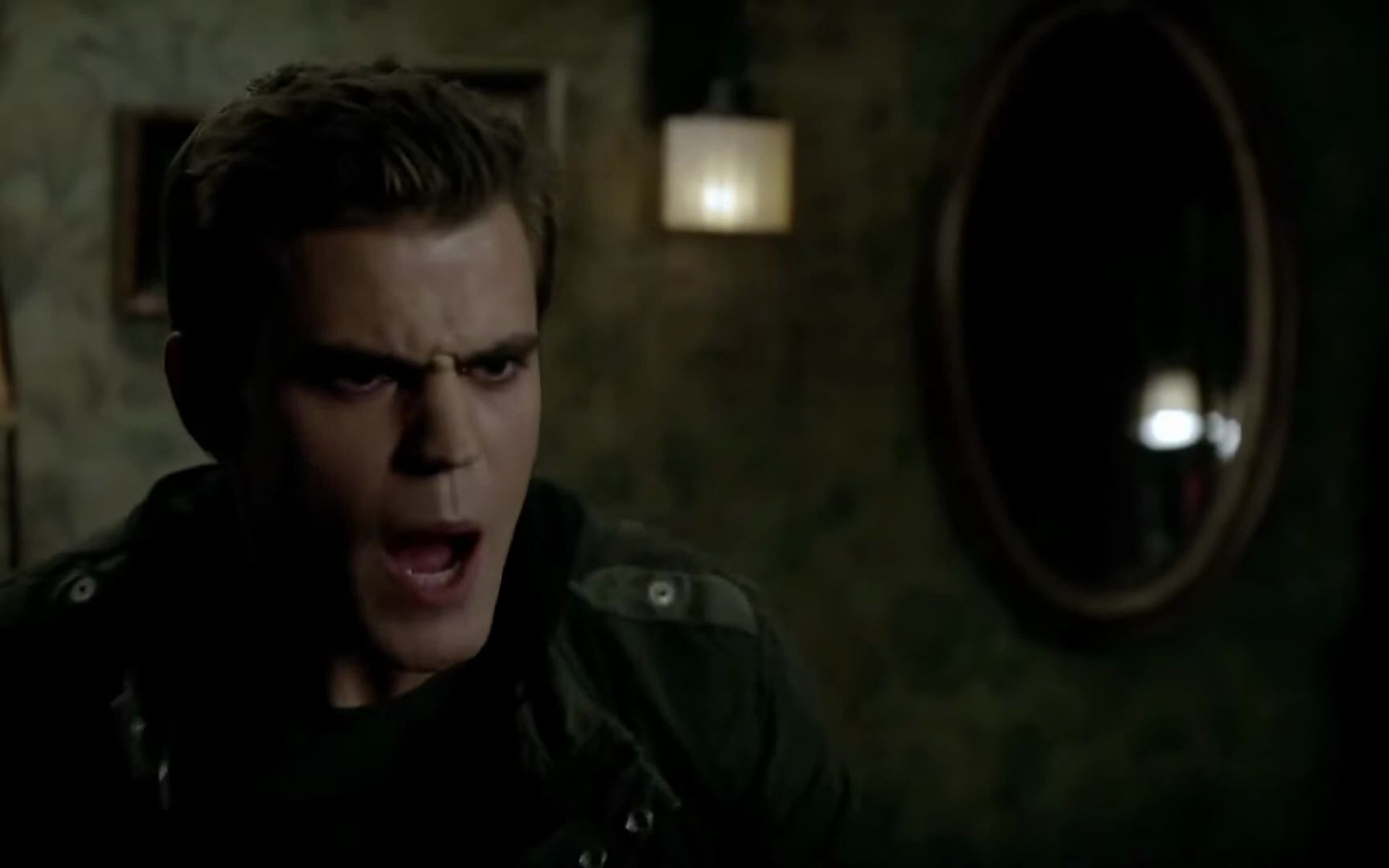 斯特凡和达蒙战斗