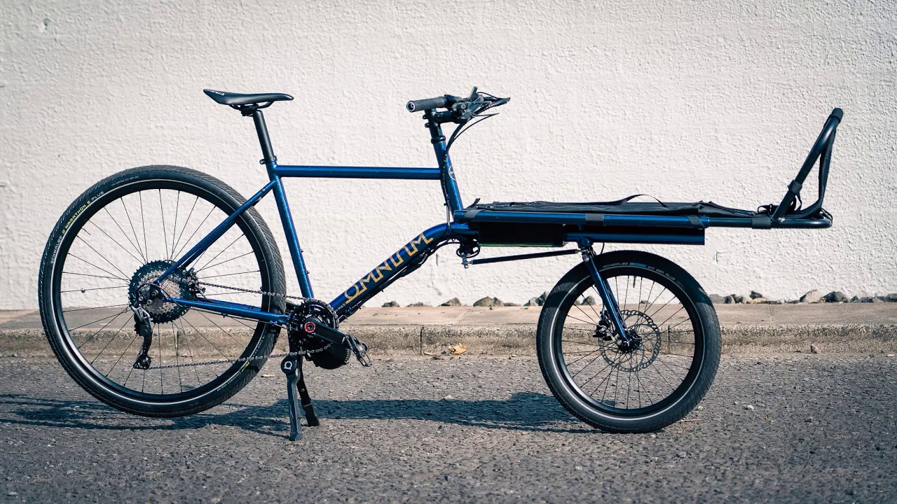 custom omnium mini-max wifi blurple electric cargo bike
