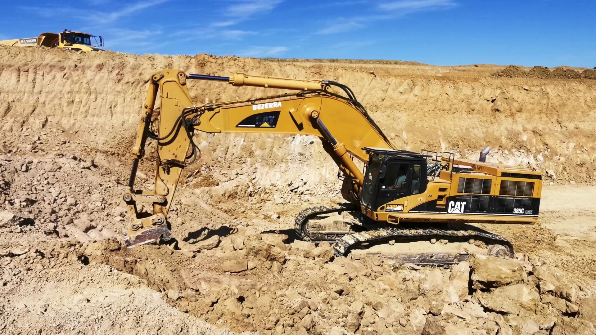 卡特彼勒 385c 挖掘机