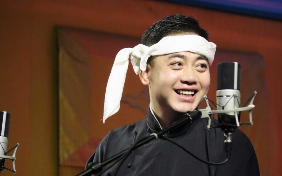 孔云龙考古师父口中的三哥受伤事件以及自己讲述受伤经历