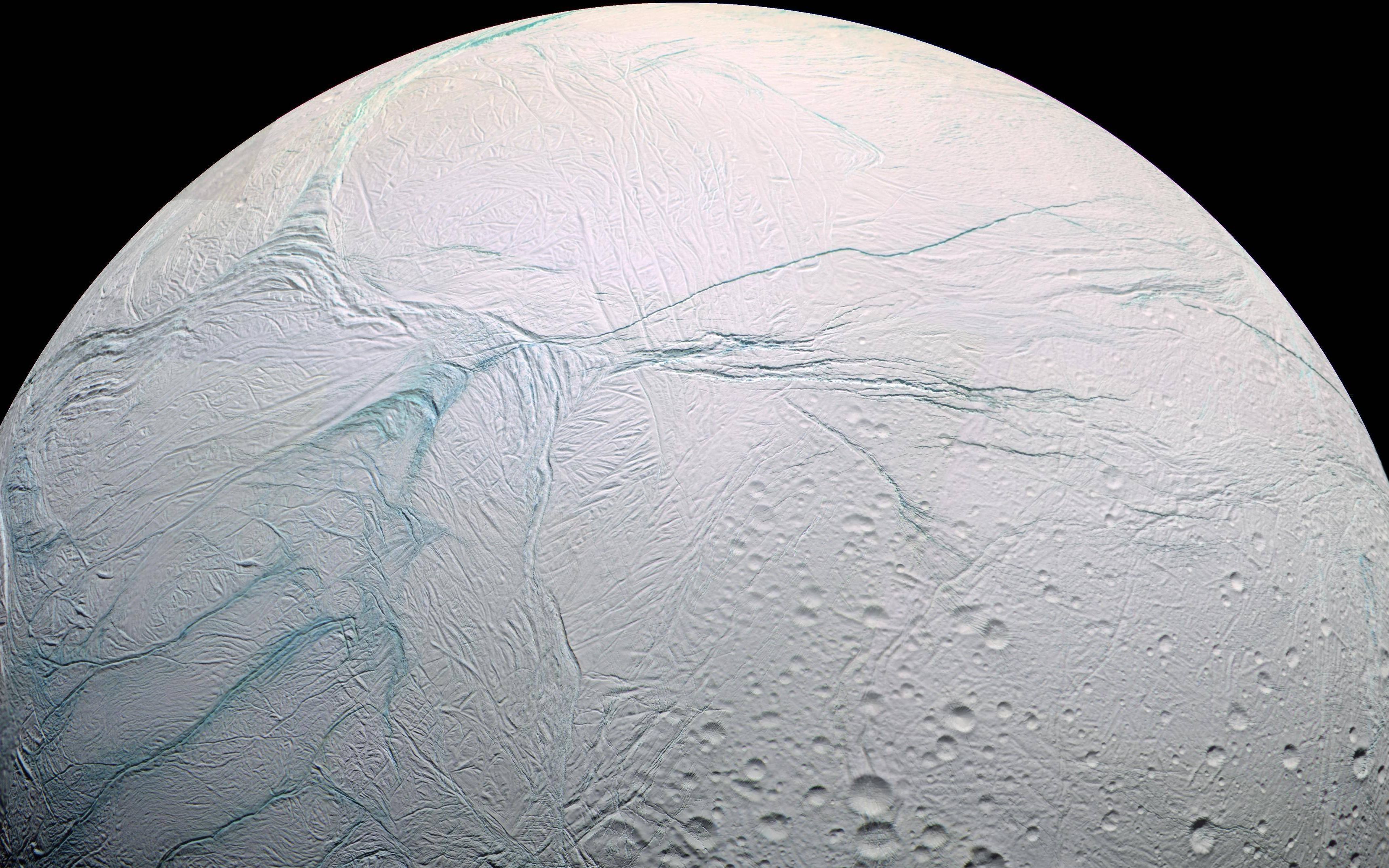 土卫二冰层下发现巨型海洋,适合生命存活.