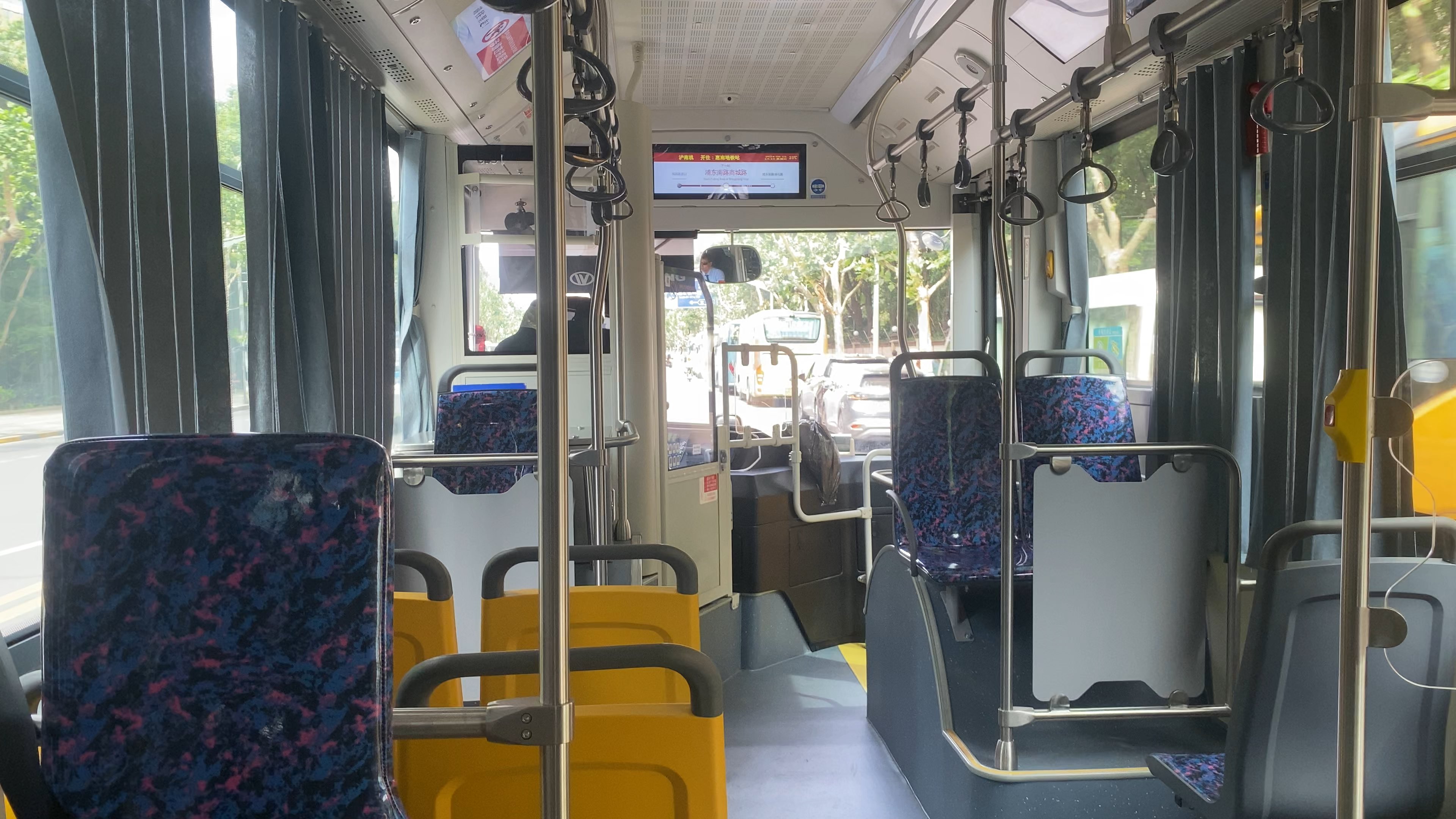 沪南线车内录行