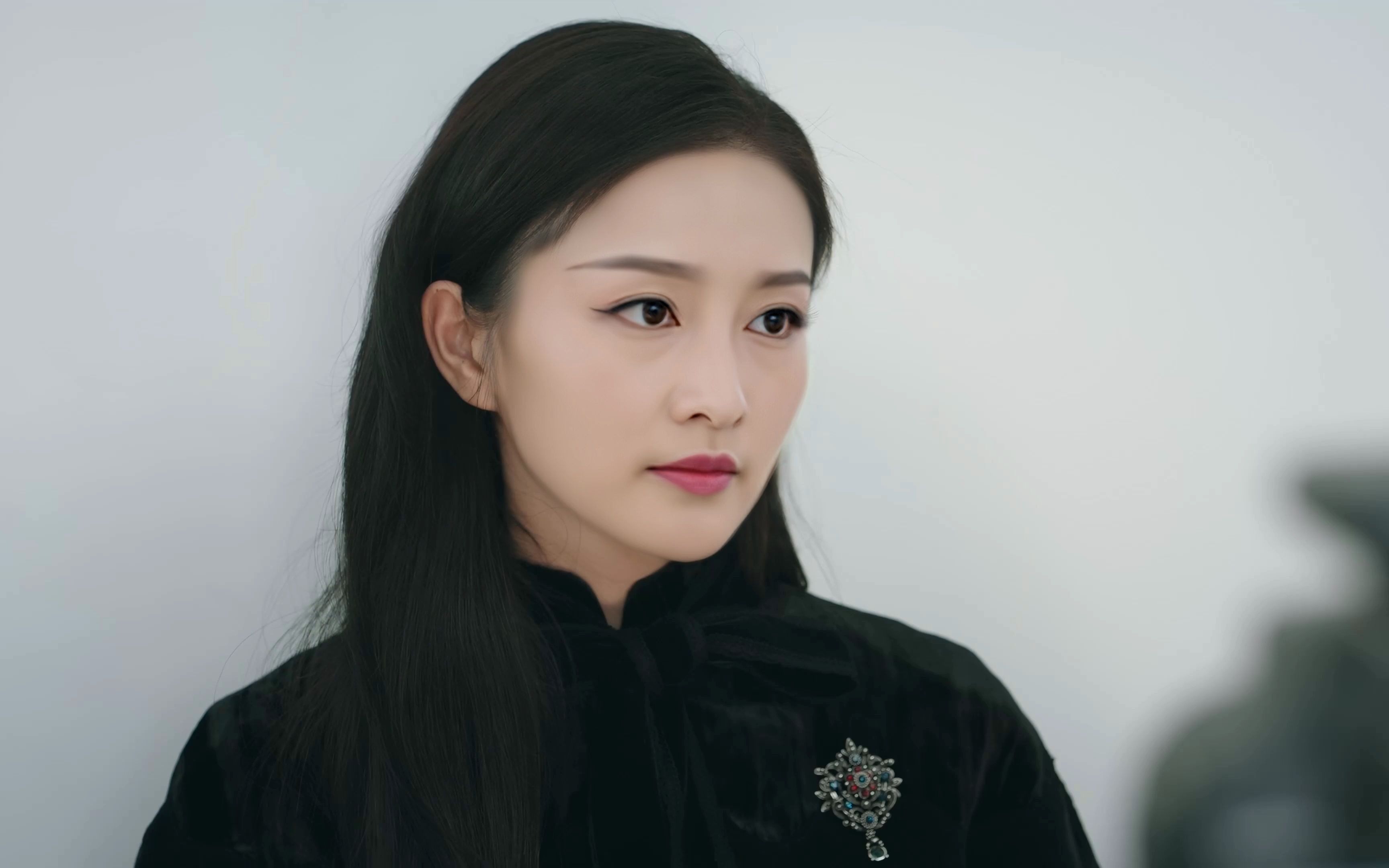 李沁参演司藤滕腾子来拍证件照_哔哩哔哩_bilibili