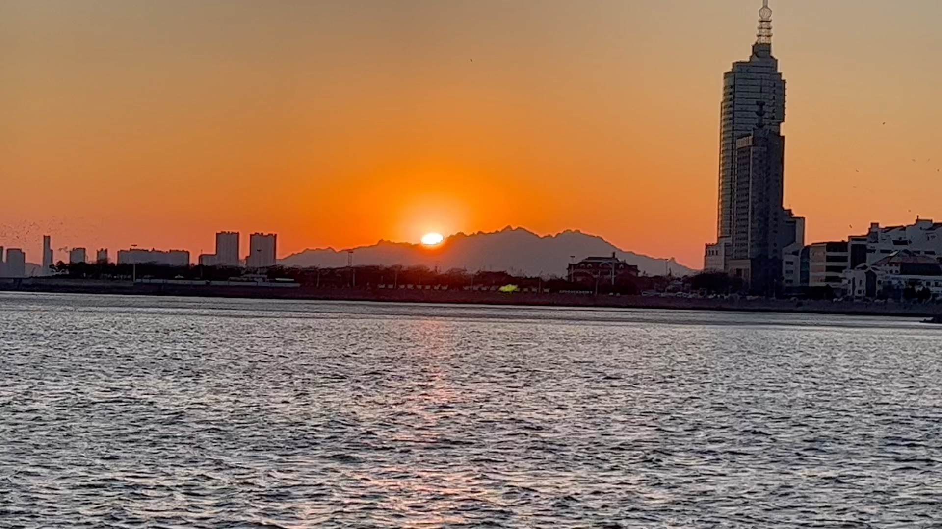 12.16青岛栈桥日落