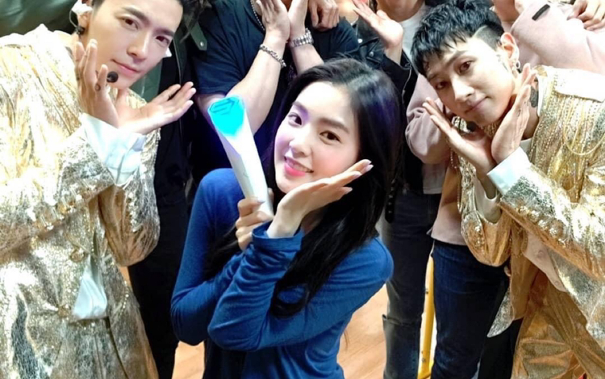 [图]190414 [Irene] at D&E cconcert danced Can You Feel It