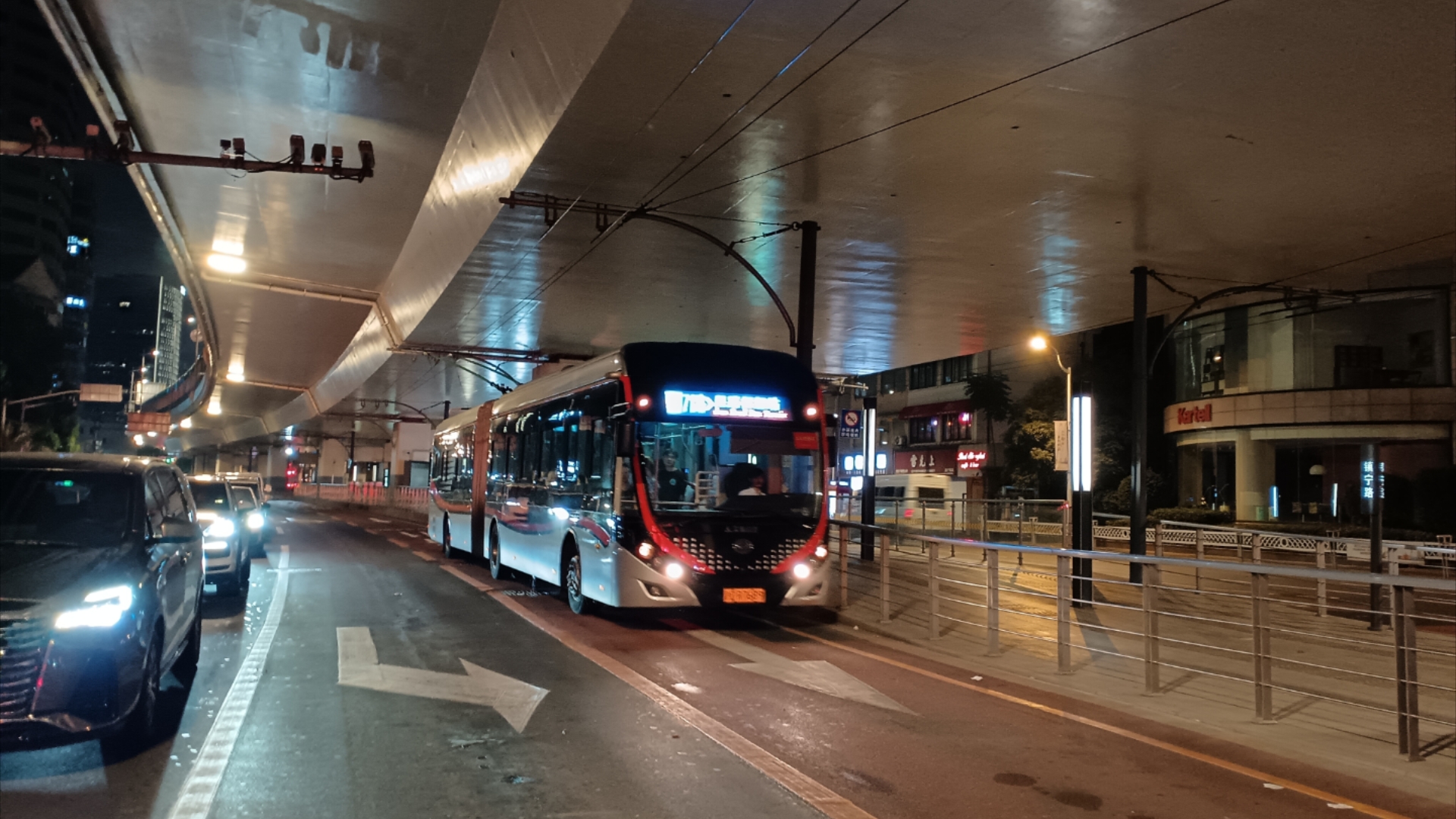 [上海公交]71z5a-0017 黄陂路-镇坪路 严格45/25