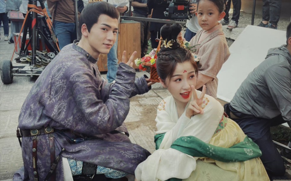 虞书欣×张凌赫 | 我也不想磕啊,可是他们在按头哎!