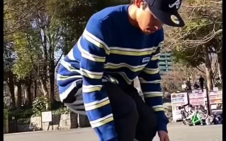 [图]Fs Pop Shuvit还不学起来？滑板进阶课堂二