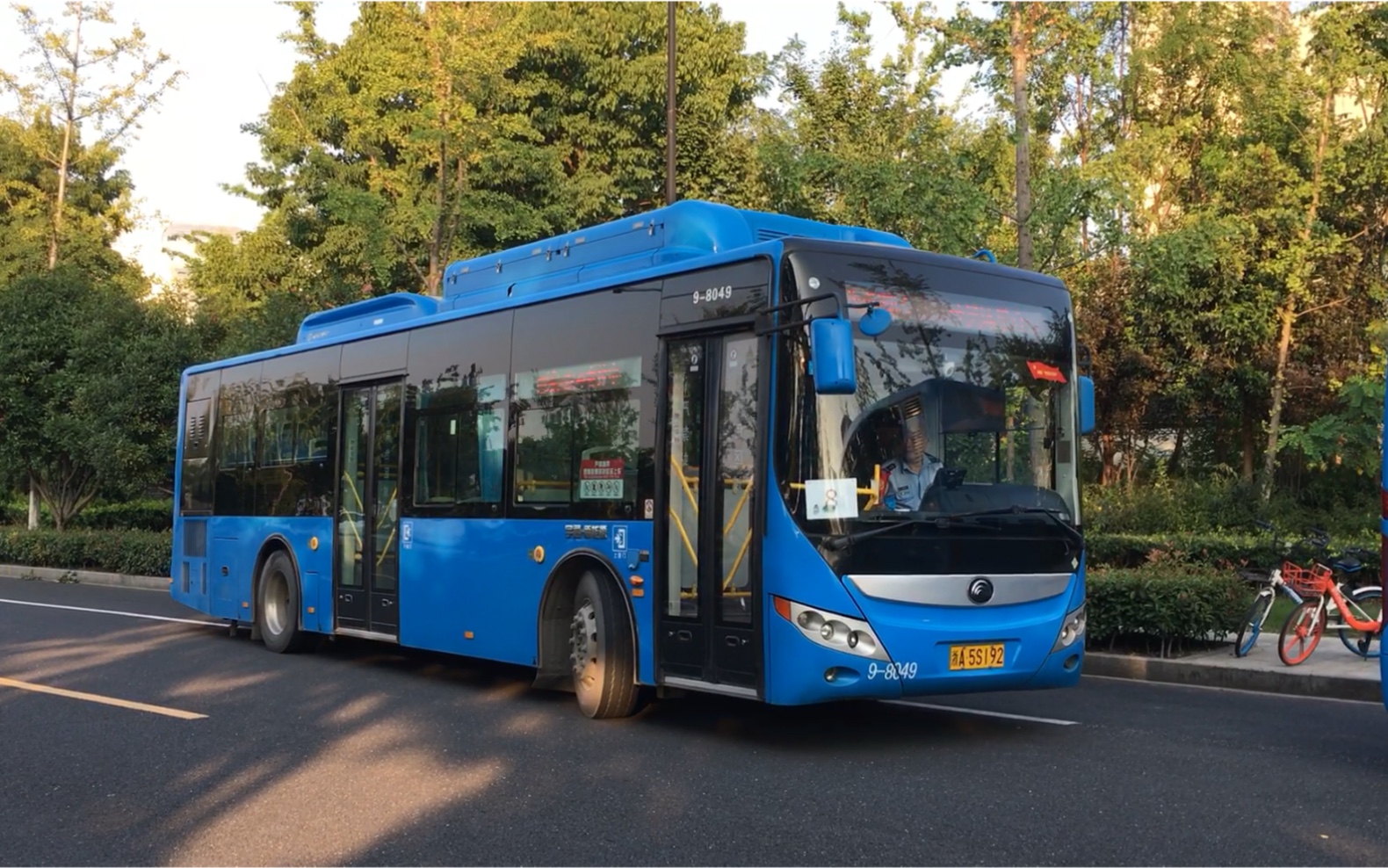 余杭公交宇通h10西溪园区奥体中心98049