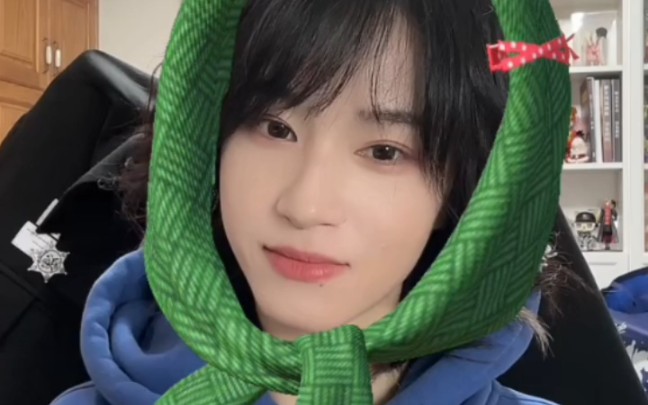 粉丝在线玩"奇迹蒋蒋"||蒋蒋:我好像一个工具人哈哈