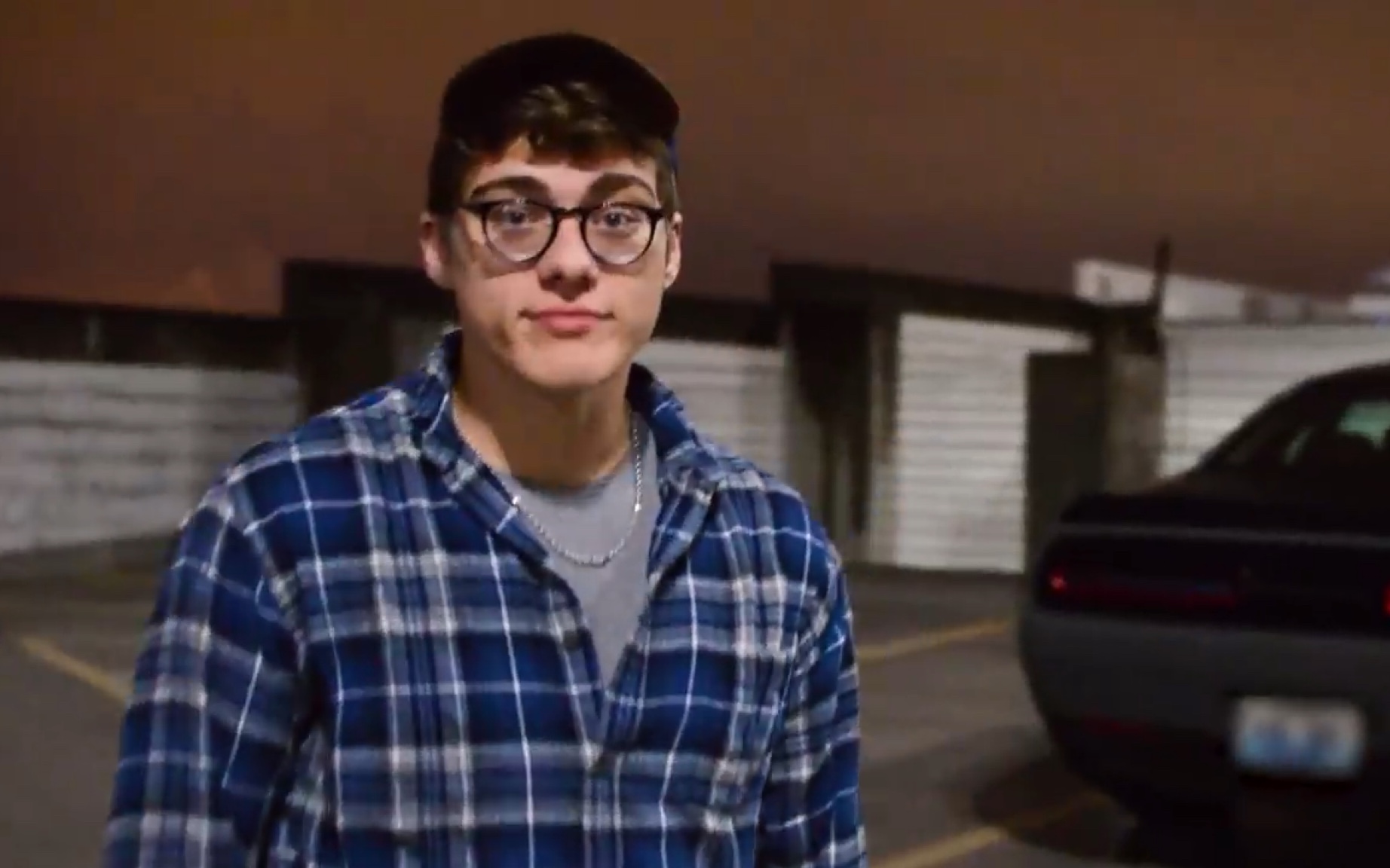 黑框blakemitchell油管更新vlog