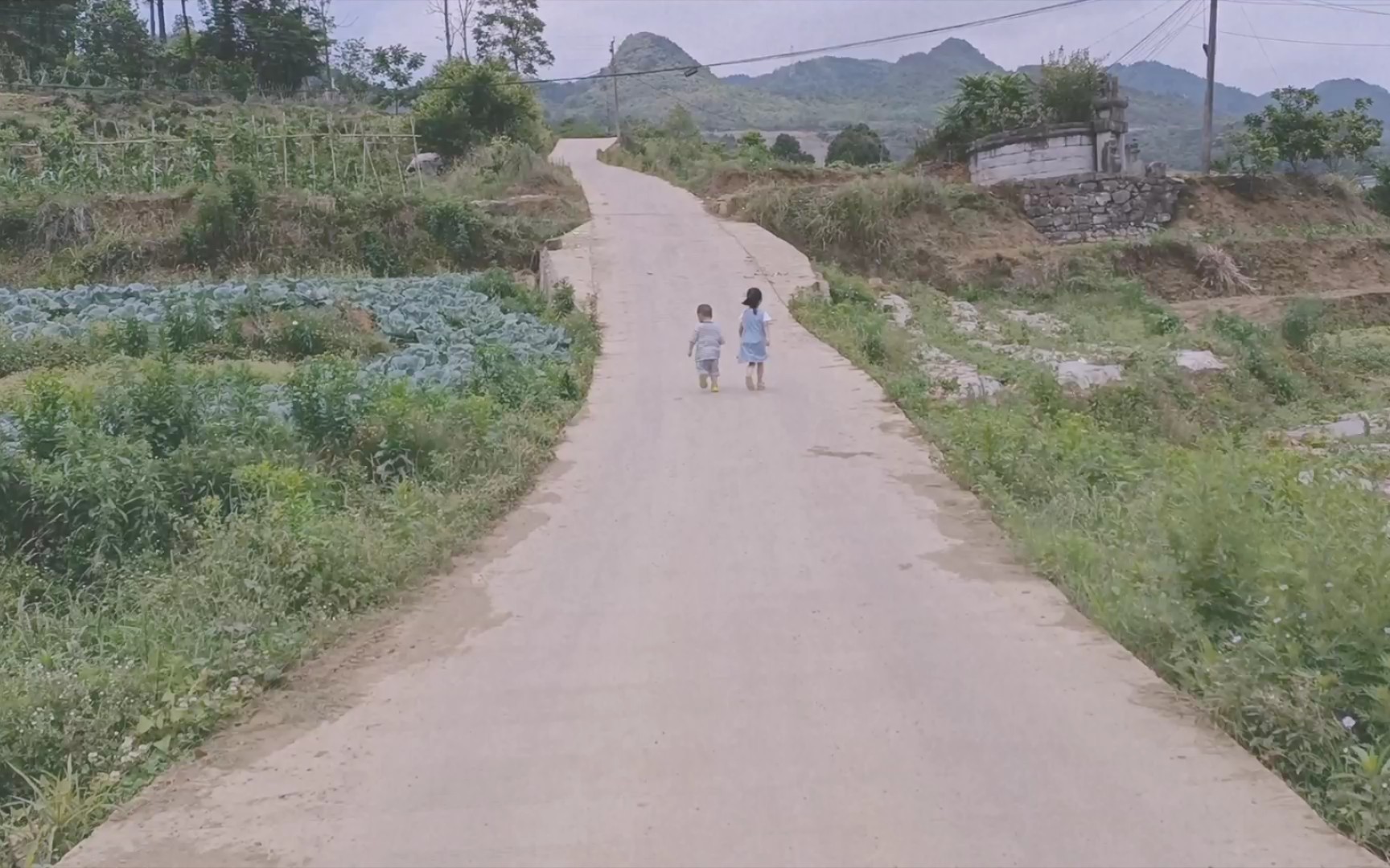 [图]【热爱105℃的你】夏天的天空