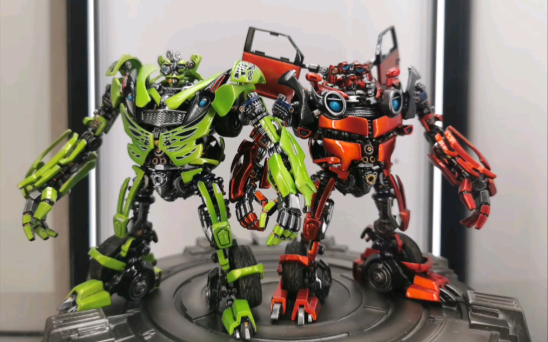 打酱油的小角色,变形金刚双胞胎刹车挡泥板双配色展示,你更喜欢哪一种