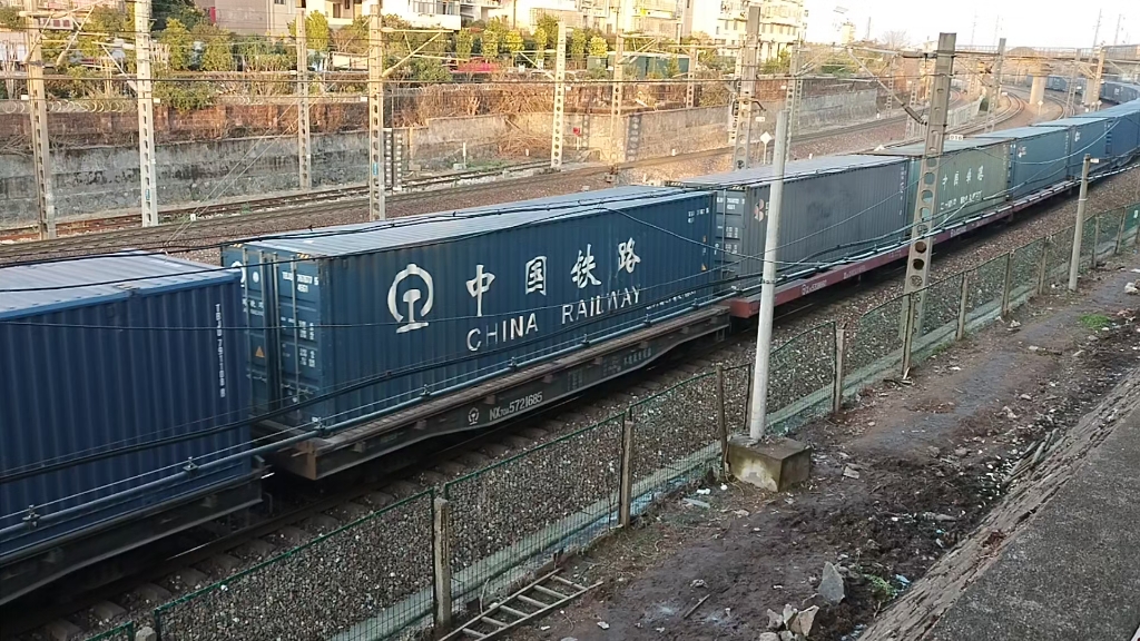 沪昆铁路-3月初鹰潭观货运列车东来西去20