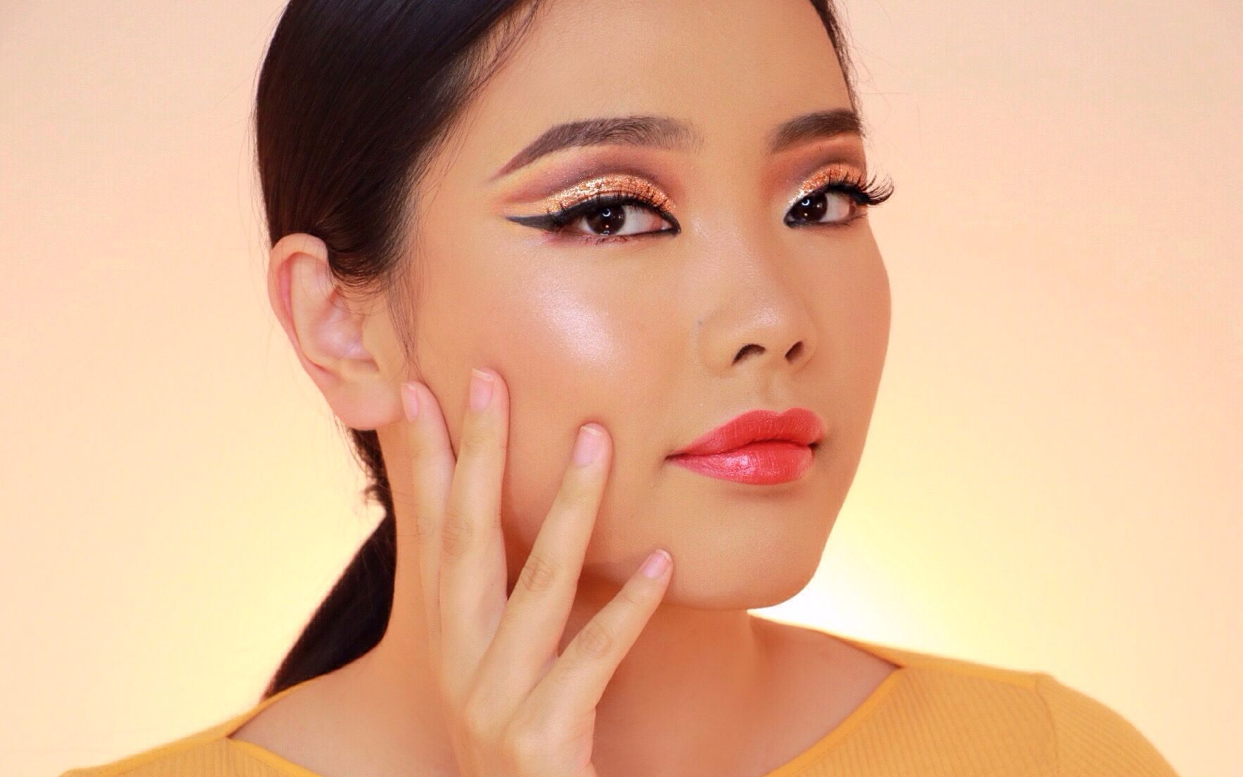 欧美最火眼妆doublecutcrease双眼线妆容