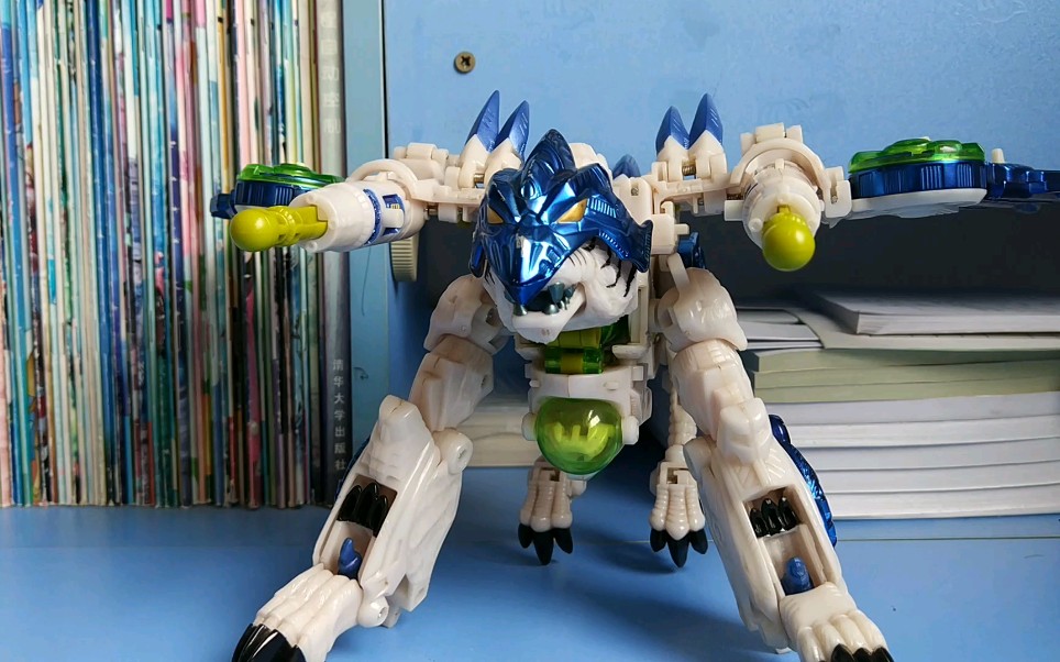 活动作品童年债系列超能勇士虎鹰