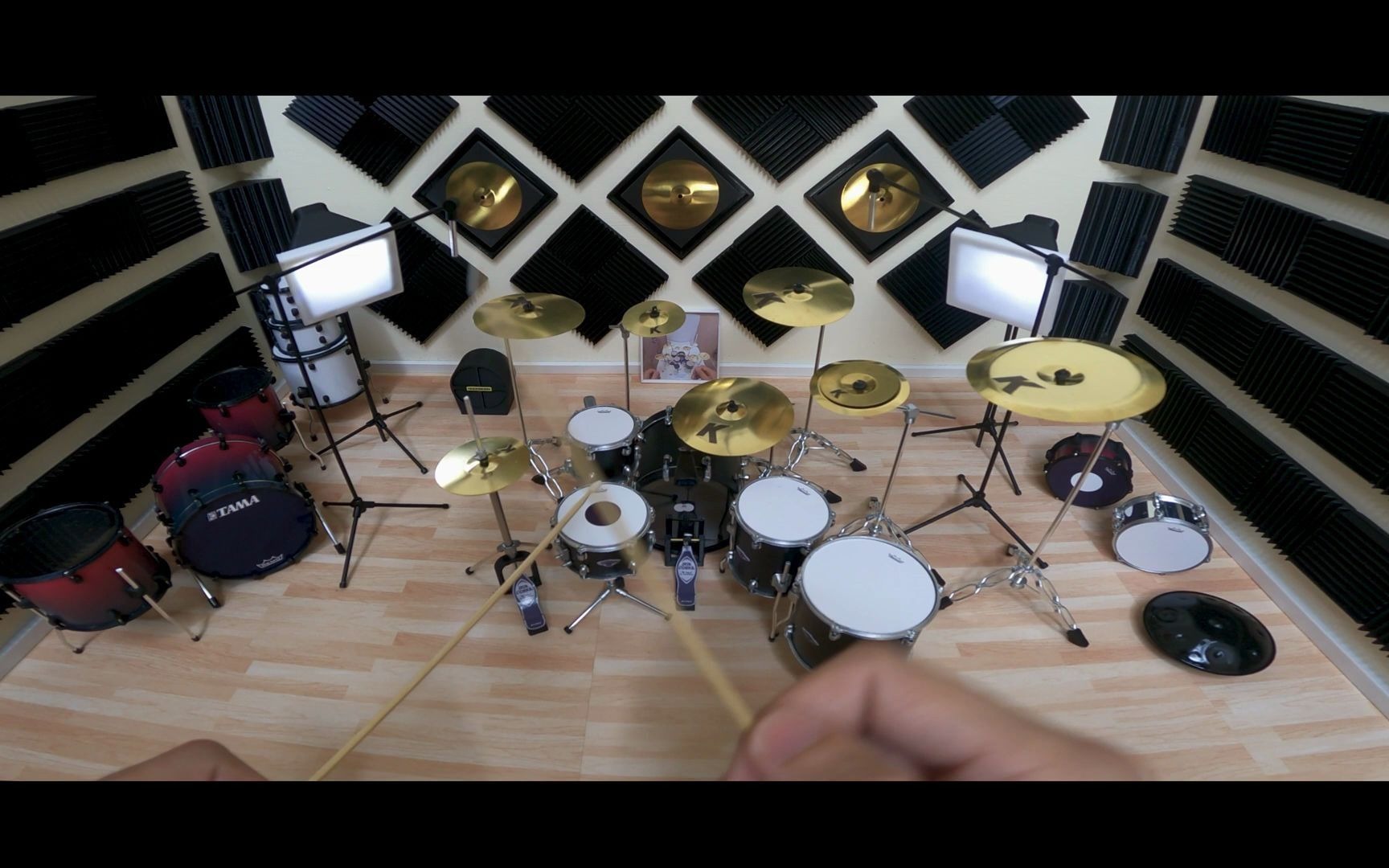 迷你架子鼓上的5个最佳摇滚乐节奏09   工作踏板