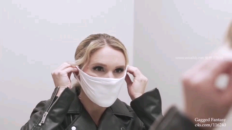 国外莫代尔口罩美女