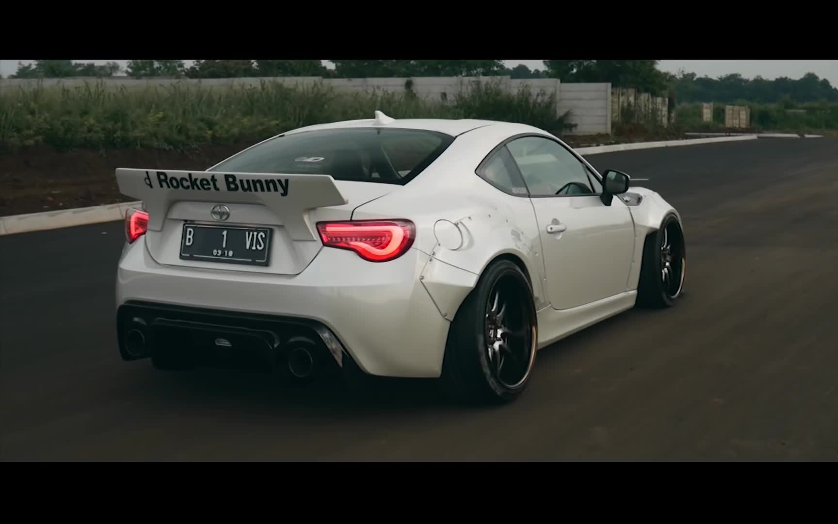 丰田 gt86 火箭兔宽体加持 #_哔哩哔哩 (゜-゜)つロ 干杯~-bilibili