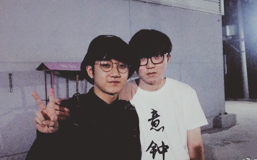 【巨胖cp】把生活过成偶像剧的巨胖小剧场【毛不易x钟易轩】