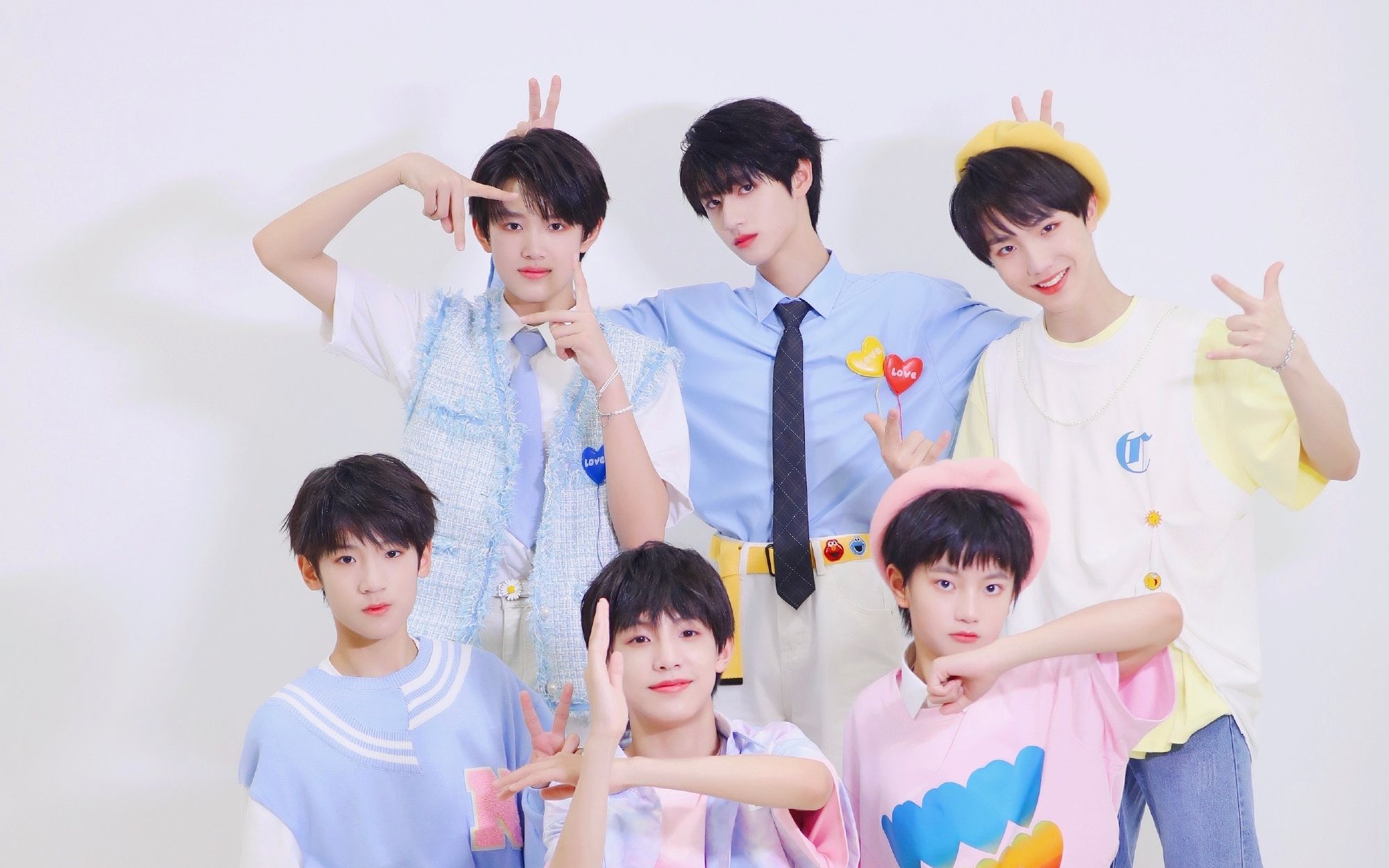 【tf家族】616快手真心夜首都一橘采访高能片段_哔哩哔哩_bilibili
