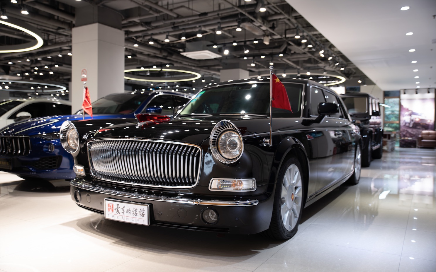 【好车推荐特别版】国产荣光!看看二手红旗l5的里里外外