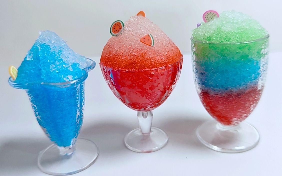 创意手工diy,唯西自制清凉解暑的冰沙冷饮,你猜哪杯是假的?