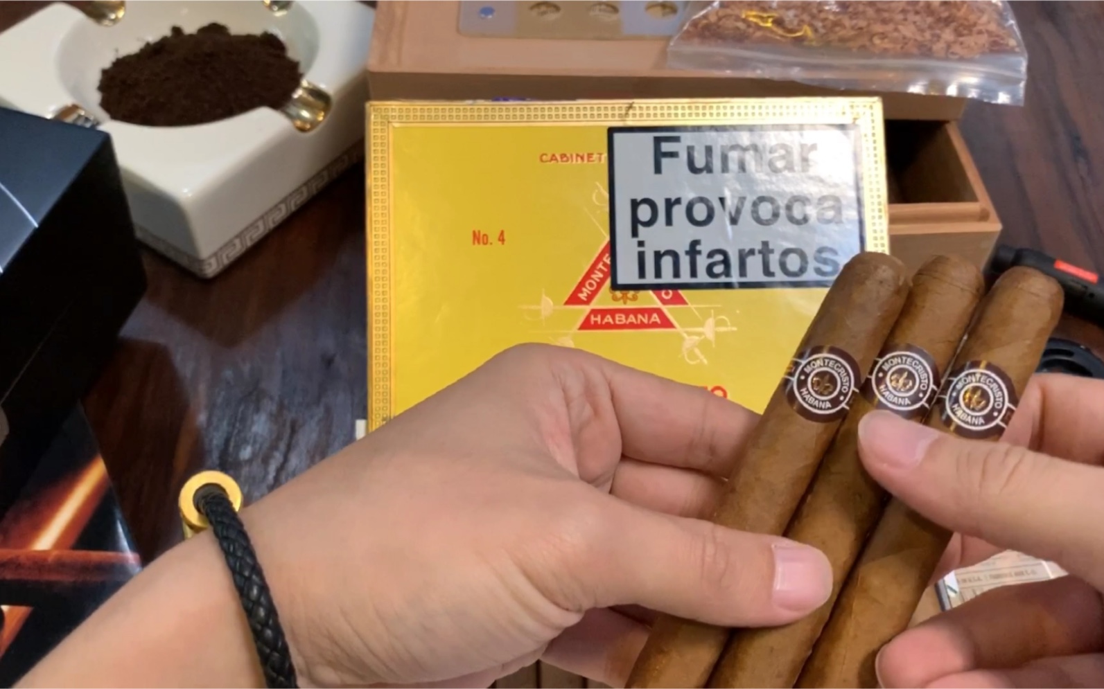 终于入俗了.万人推荐的入门口粮雪茄蒙特4开箱了喂