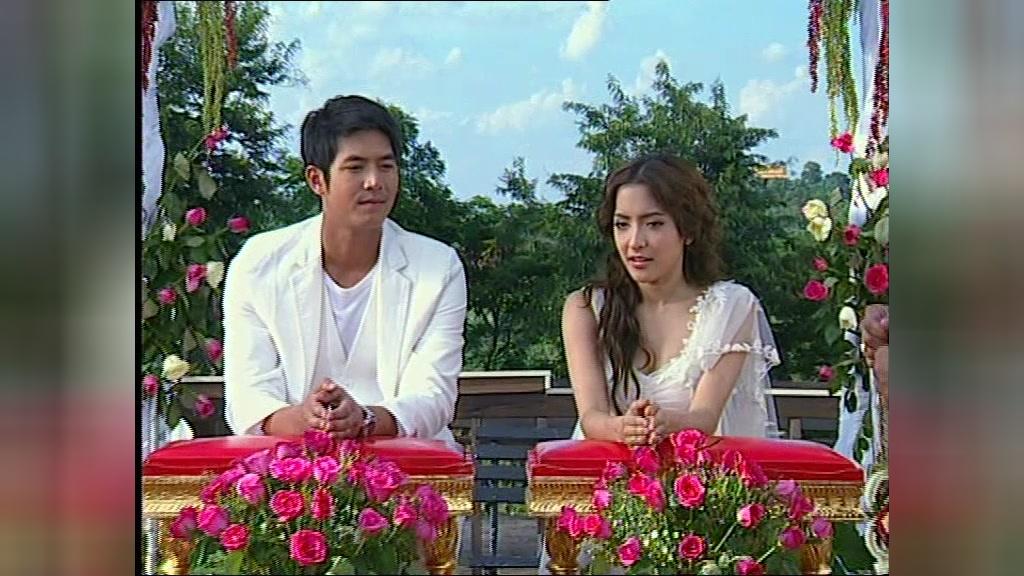 泰国最帅男星weir演唱的歌曲《旋转的爱》虐到不行的好听