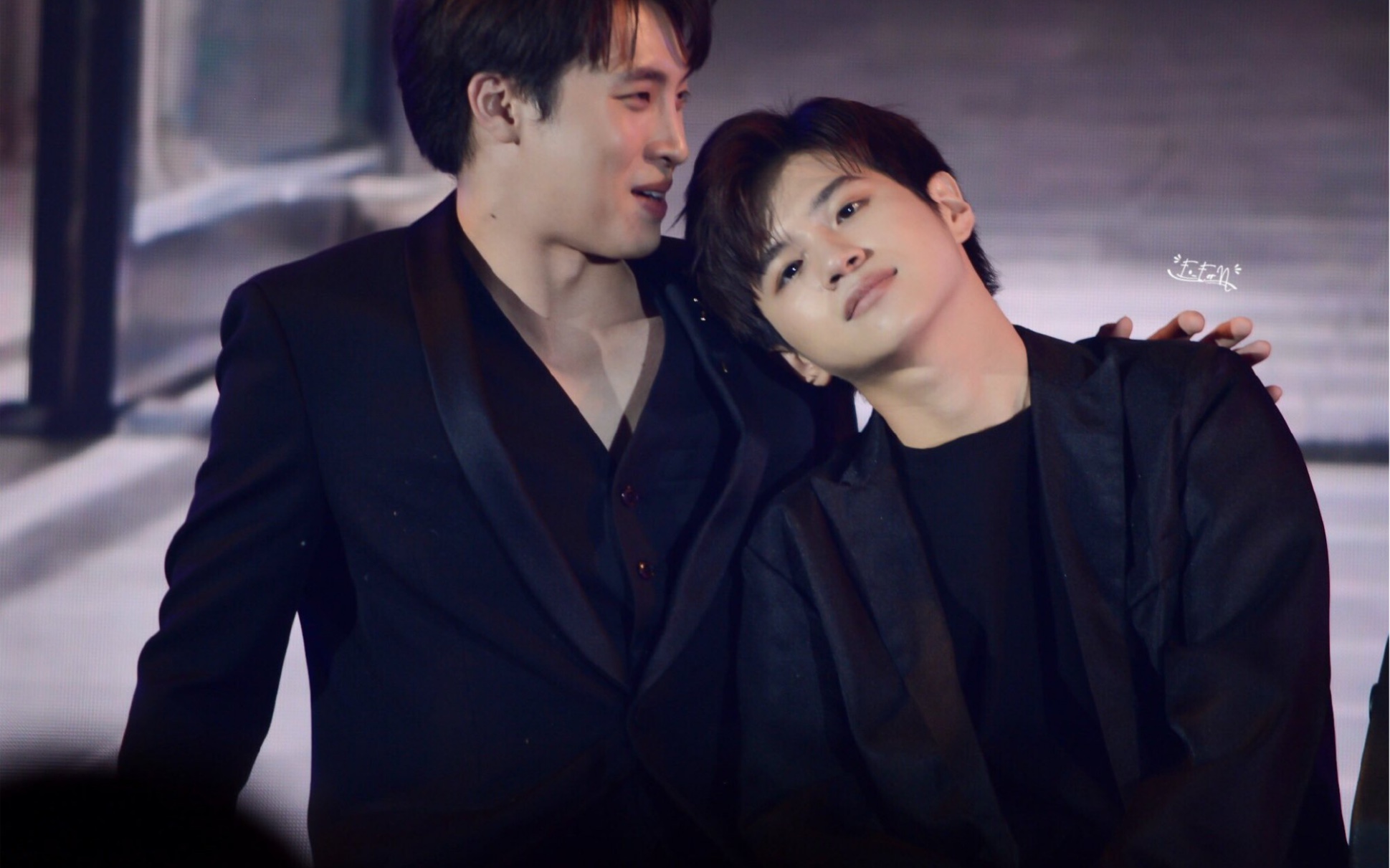 meanplan 请欣赏洪天逸林乐杰的亲手调制的巫婆汤