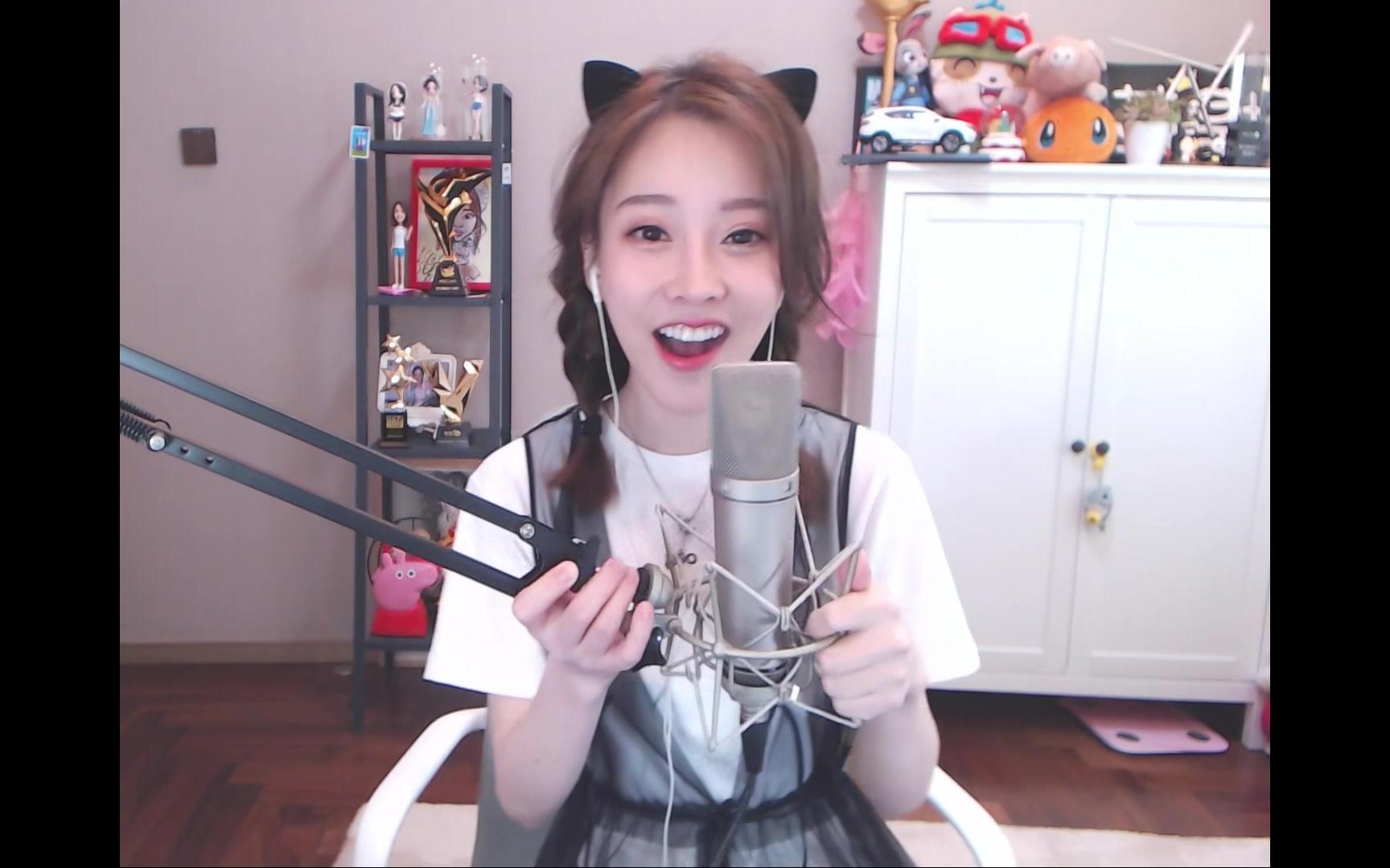 冯提莫翻唱陈慧娴《千千阙歌》