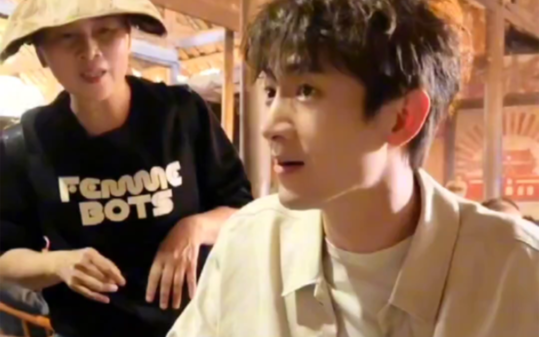 林更新重庆一日游