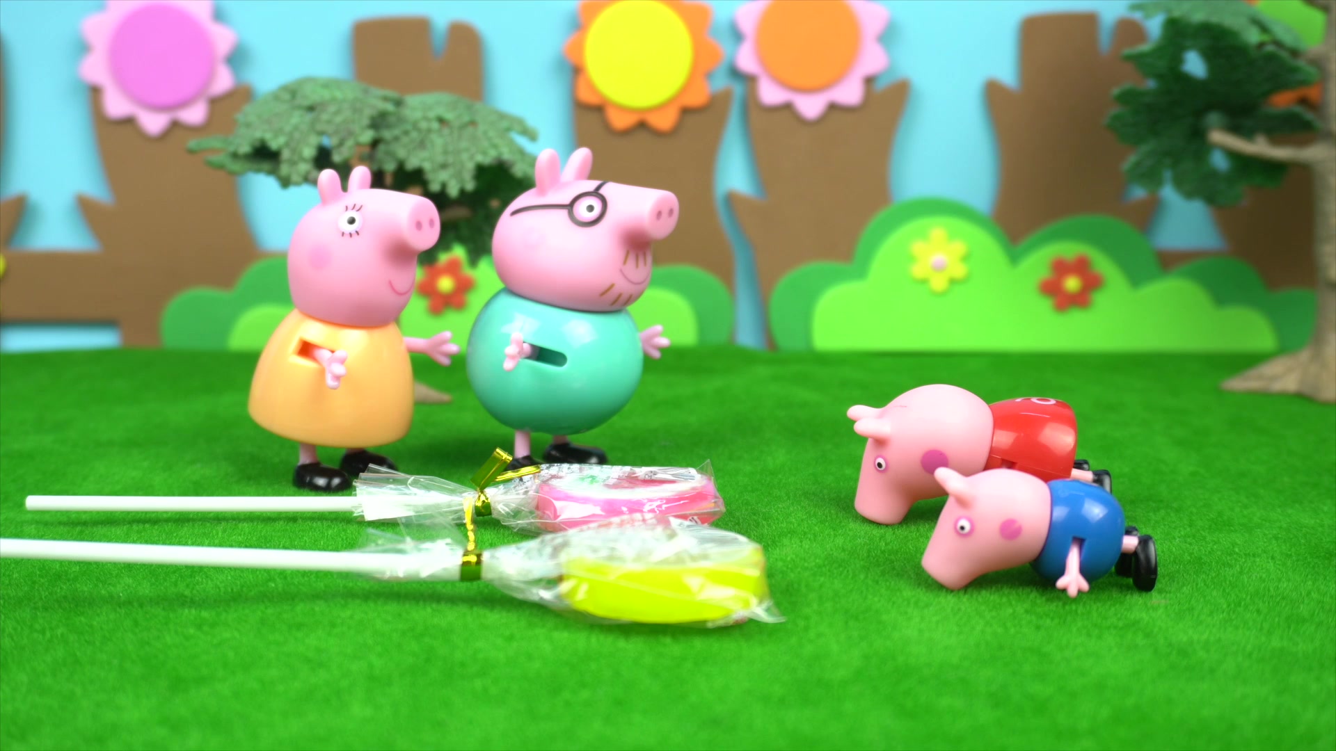 《熊妹玩具》乔治的棒棒糖怎么突然不见了?