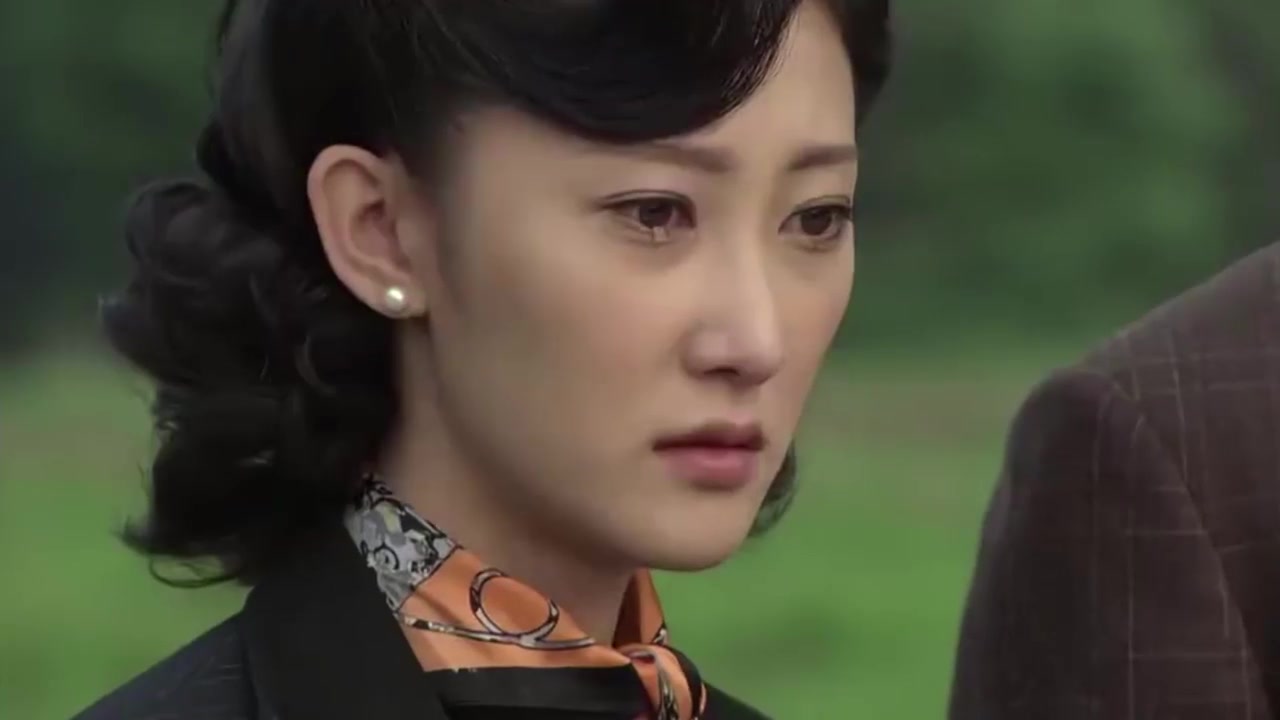 飞哥大英雄-富家千金被鬼子折磨,死在小伙怀里,硬汉也落泪了