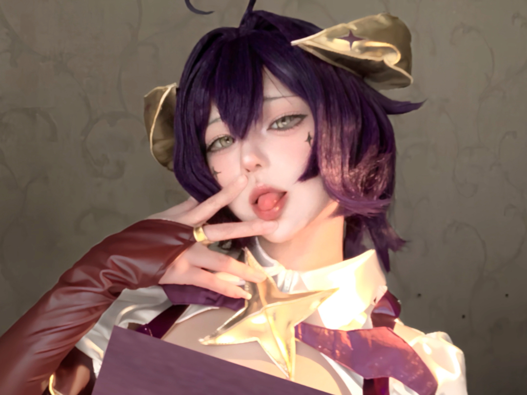 dy上100w人看过的舞缇娜酱