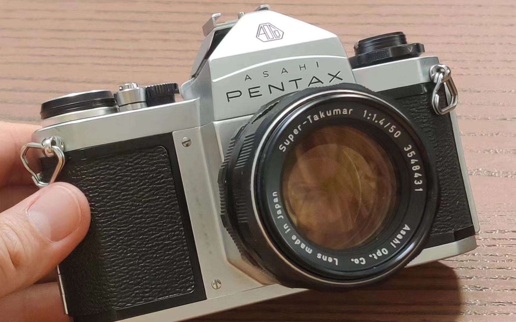 宾得的螺口王冠 pentax sv 2023-03-16