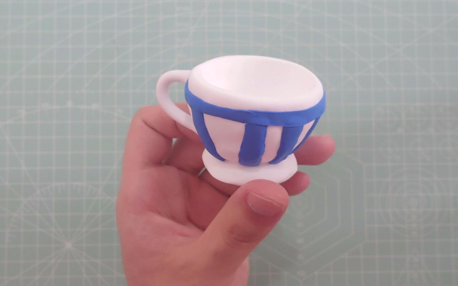 少儿益智手工,用超轻黏土捏一个小茶杯