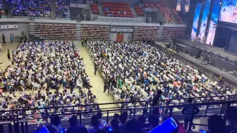 Скачать видео: 洛天依生日会夜场C区实况，独立宣言，禾念（）纷纷亮相