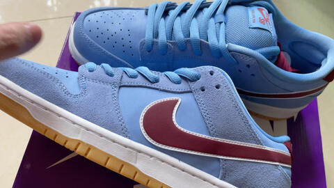 Nike SB Dunk Low PRM Phillies 蓝色费城人泡泡堂_哔哩哔哩_bilibili