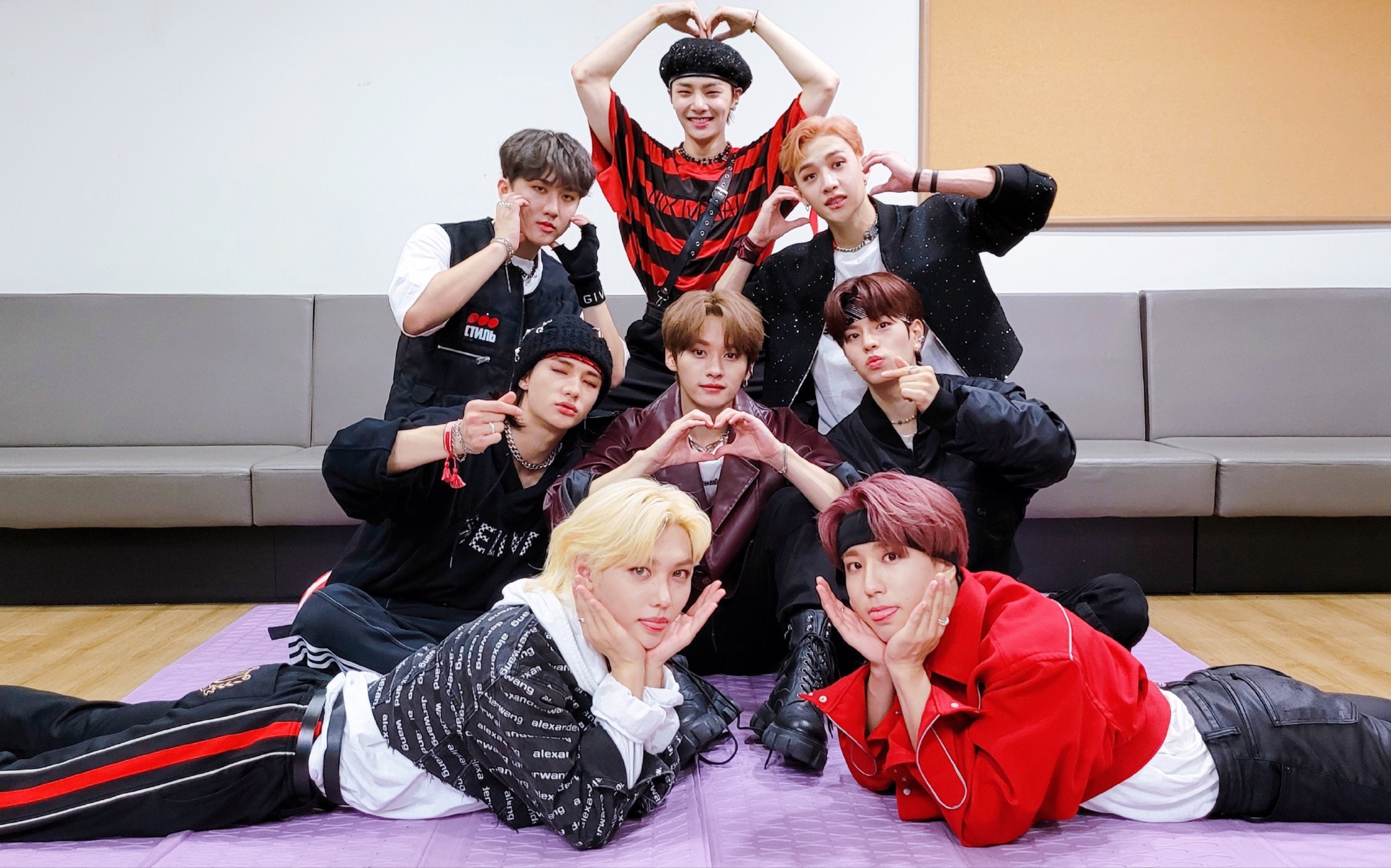 【stray kids】本人八迷入坑瞬间!一切都是缘分啊!