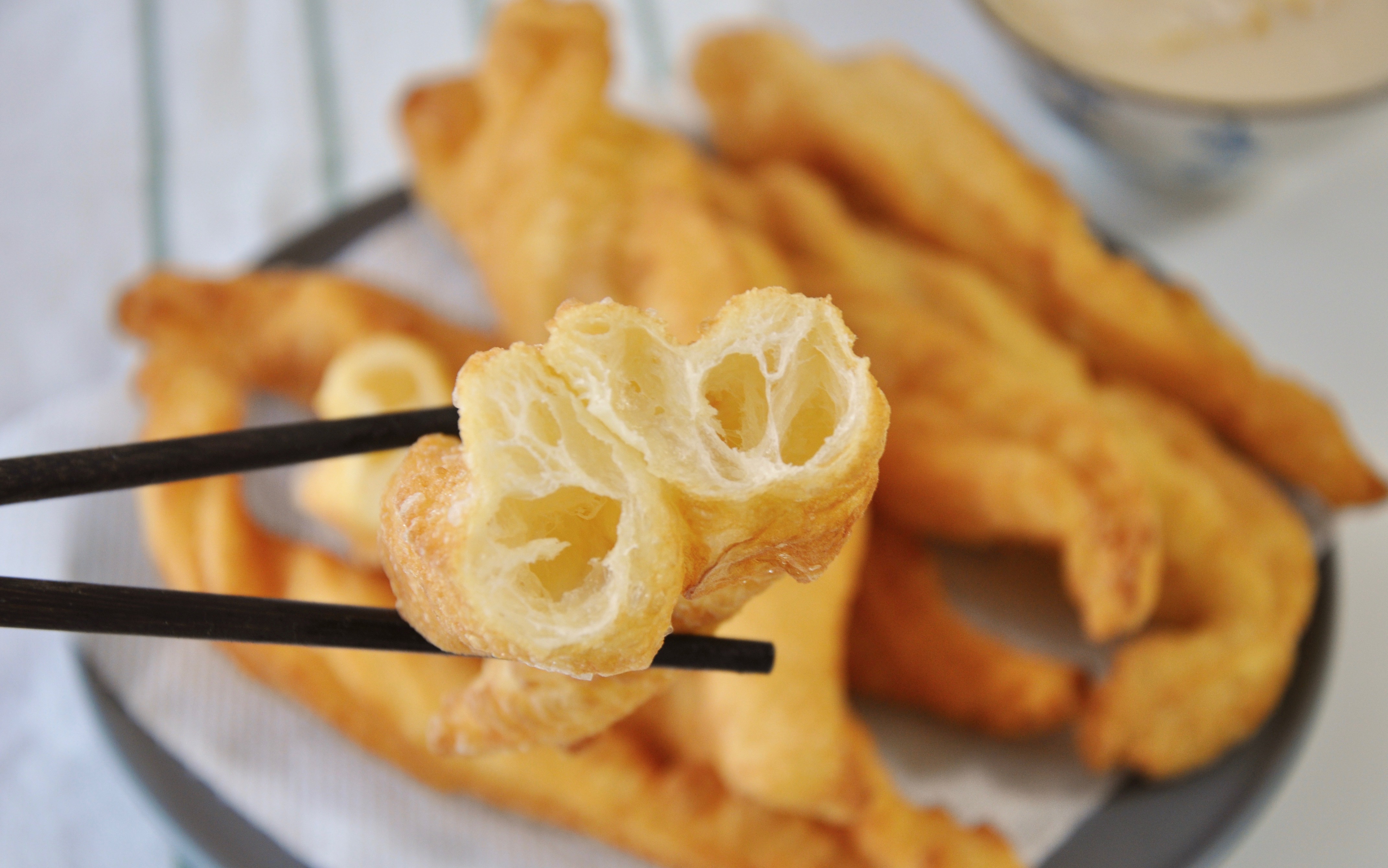 自制蓬松 炸油条-freesiaa made 第82集_哔哩哔哩