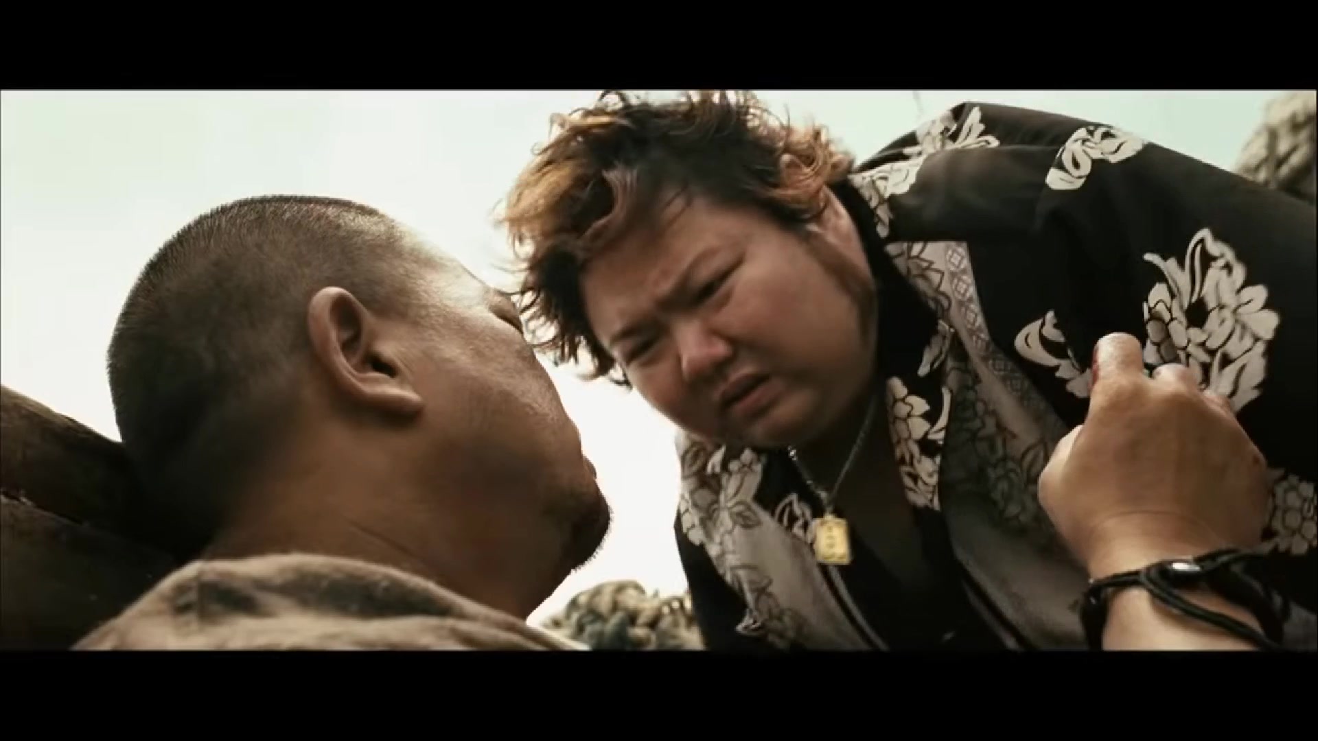 船上打麻将忘了换风,后果很严重,"兄弟不好意思".