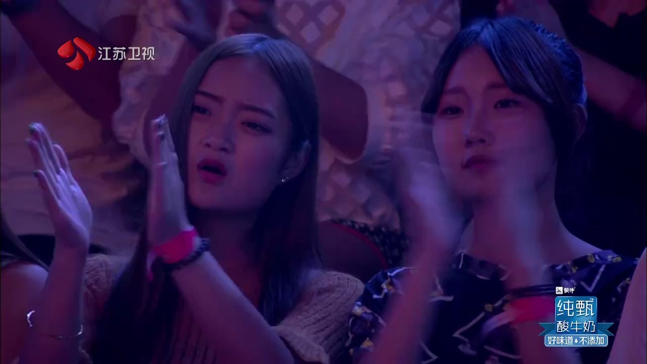 蒙面歌王20150906 罗拉变身邦女郎大玩摇滚风 孙楠许茹芸返场猜评