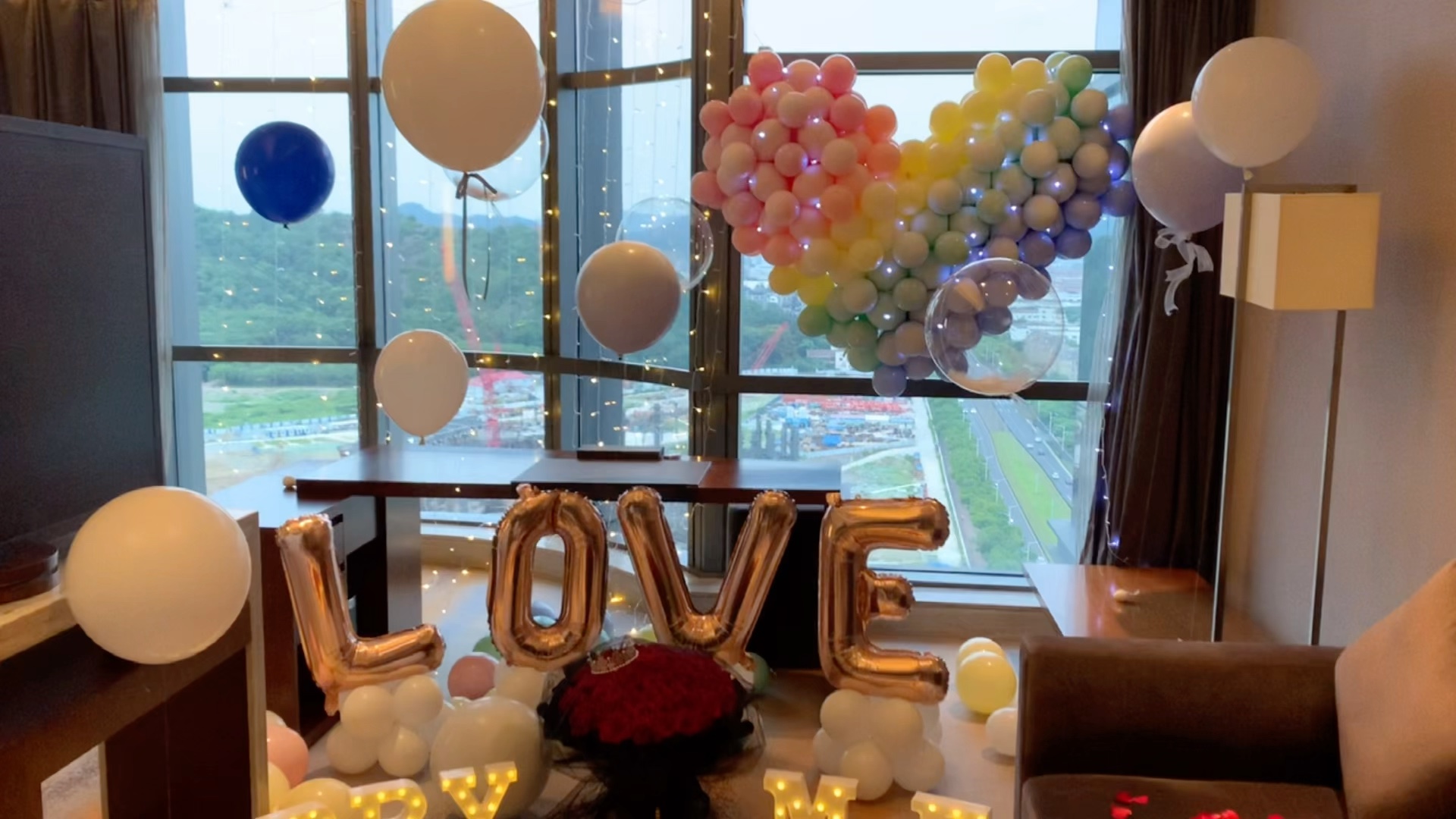 求婚现场气球布置