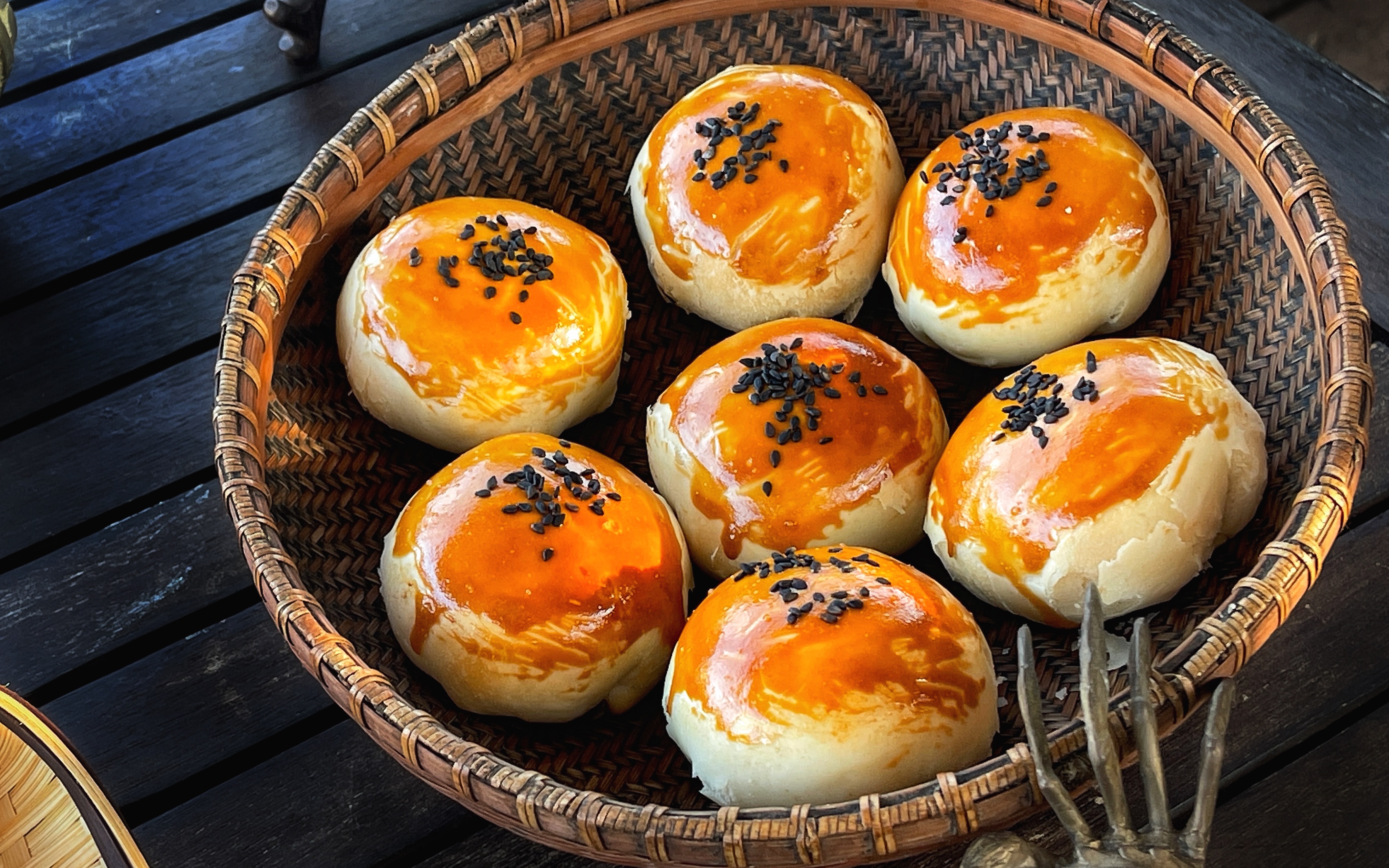 上海鲜肉月饼,那一份故乡的牵挂,酥的直掉渣的酥饼.