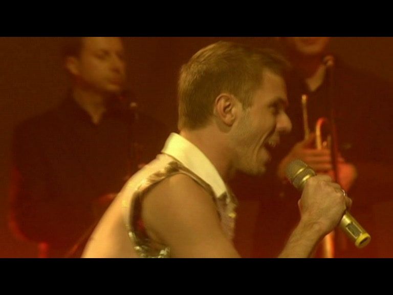 [图]She's My Man (Live from the O2) - Scissor Sisters