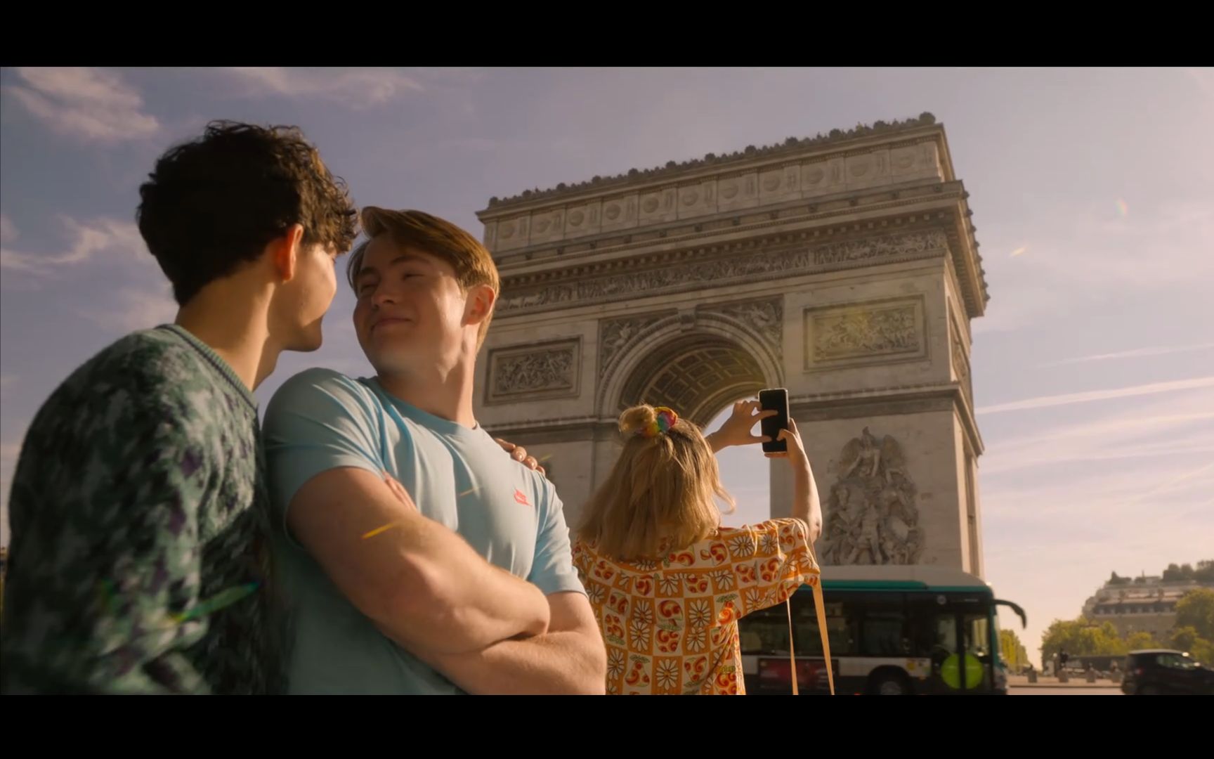 在巴黎来场浪漫私奔吧!-心跳漏一拍第二季混剪/heartstopper