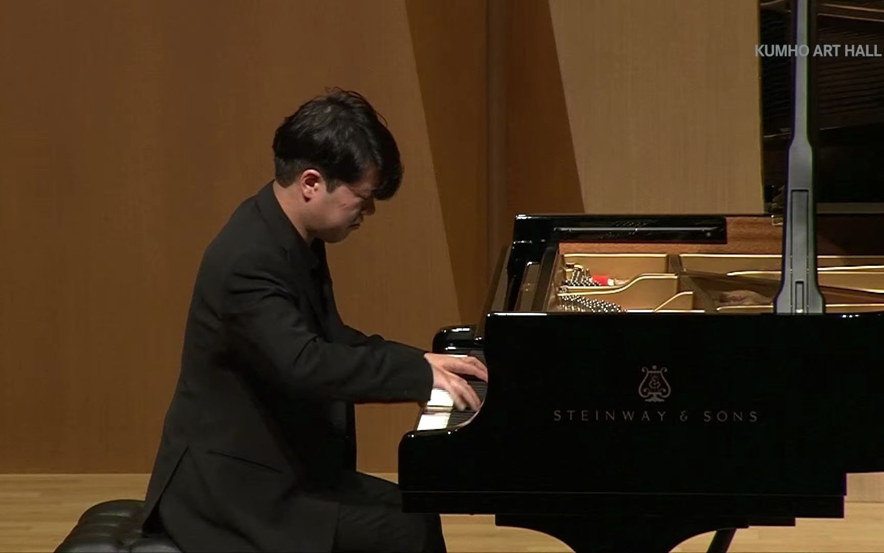 [图]【勃拉姆斯】F小调第三钢琴奏鸣曲 Op.5｜Minsoo Hong